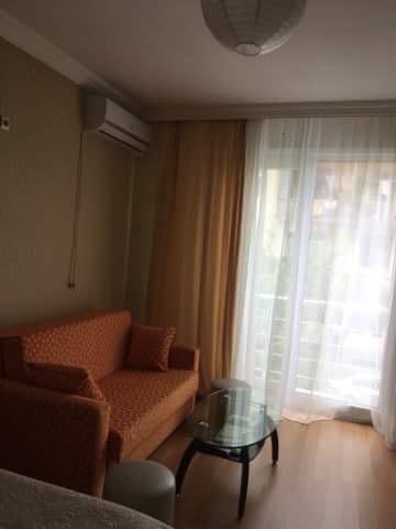 Nina'S Apartment On Gorgasali Батуми Екстериор снимка